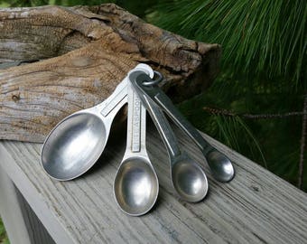 Set of 4 Aluminum Nesting Measuring Spoons #3