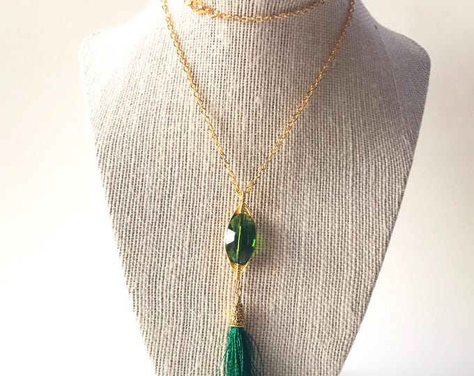 Green Tassel Gold Necklace, Long Tassel Necklace, Wire wrapping gold necklace, Green Gold Necklace