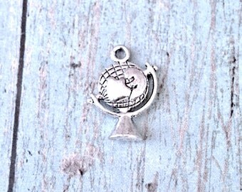 8 Globe charms 3D antique silver tone - silver globe pendants, world map charms, travel charms, geography charms, world pendants, I8