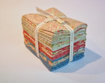 Fabric destash Faded Splendor by Robyn Pandolph for RJR fabrics 100% Cotton Quilting collection of 12 Fat Quarters