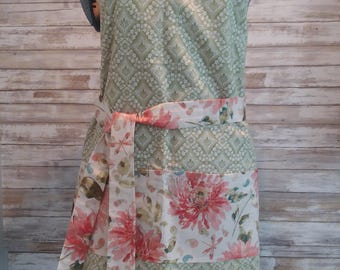 Spring flowers with Green-Reversible