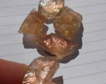 117 carats Copper Schiller Oregon Sunstone Rough, 5 pieces