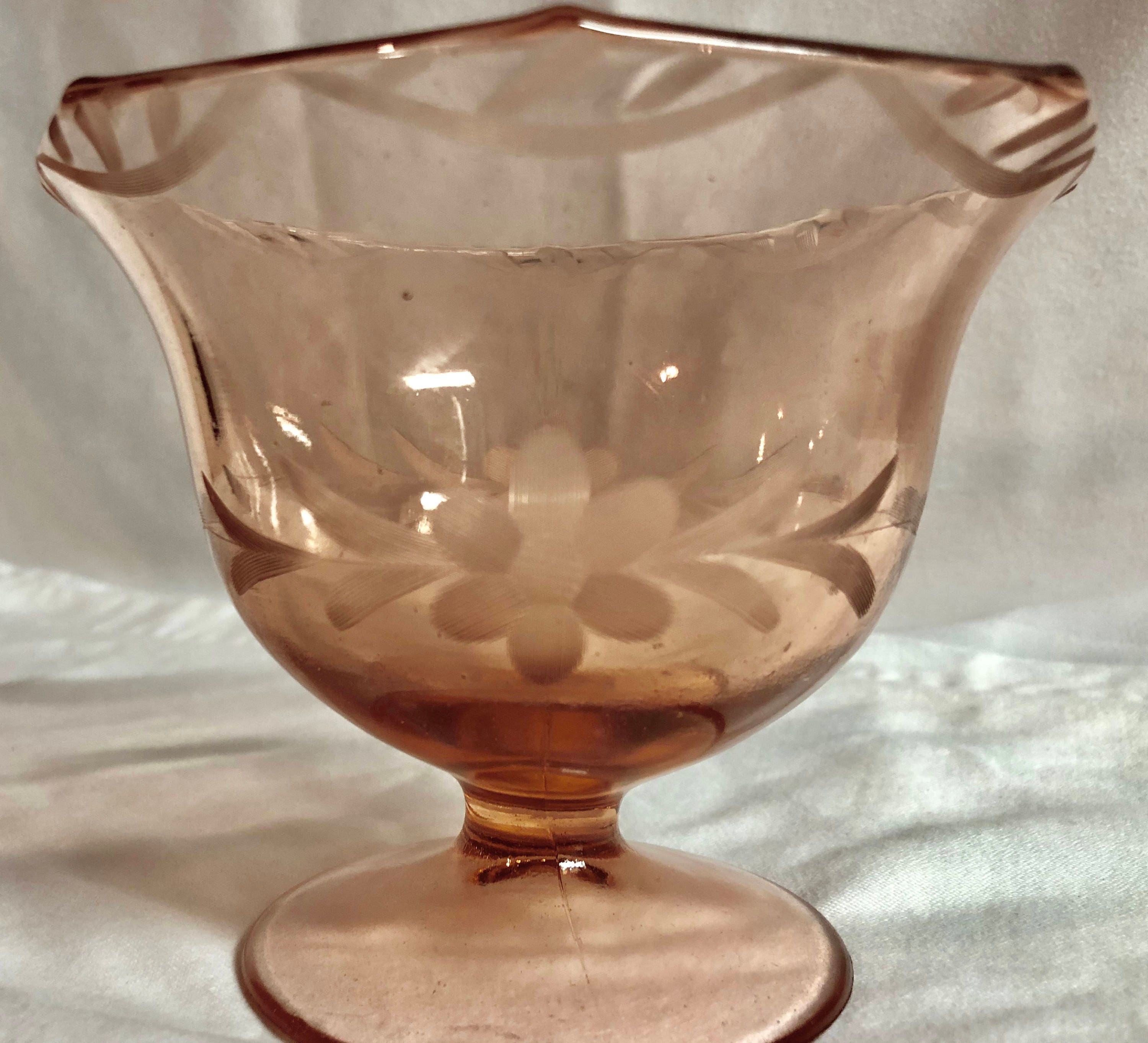 Antique Blush Pink Depression Glass Daisy and Leaf Bowl