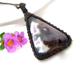 Purple Sage Agate Necklace / Agate Necklace / Druzy / Macrame jewelry / Amethyst sage / Stone jewelry / Healing crystals and gemstones