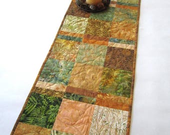 Table Runner Quilted, Batik Table Runner, Fall Colors Table Runner, Tablerunner, Home Decor, Table Runners, Table Linen, Handmade Runner