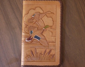 Tooled wild ducks in flight checkbook wallet / tooled duck wallet / tooled duck checkbook / tooled leather wallet / tooled lake scene / vtg