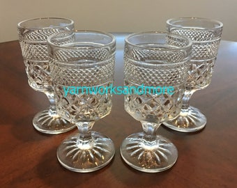 4 Wexford Claret Wine Glasses, 5 Ounce Glasses, Anchor Hocking Wexford Wine Glasses, Diamond Cut Glass, Criss Cross Glass, Vintage 1970s