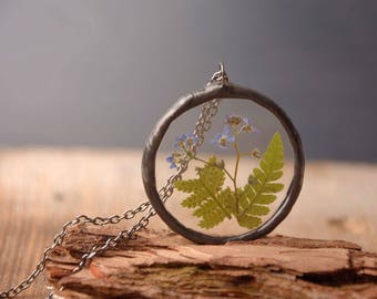 pressed flower necklace, bridesmaid gift, glass pendant, boho, girlfriend gift, nature necklace, real flower jewelry, unique necklace