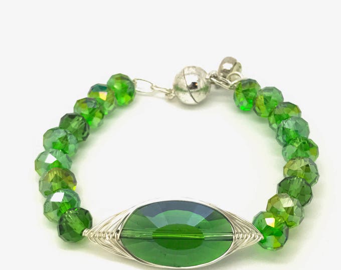 Green crystal bracelet, green stretch bracelet, crystal bracelet, stretch crystal bracelet, handcrafted