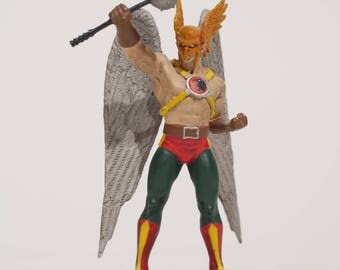 figurine hawkman