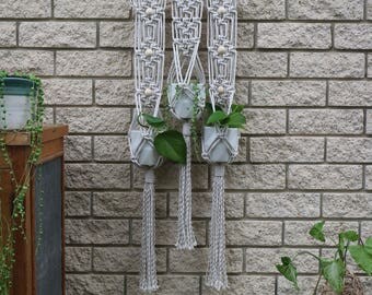 Hanging Garden Macrame Pot Hanger - pdf instructions