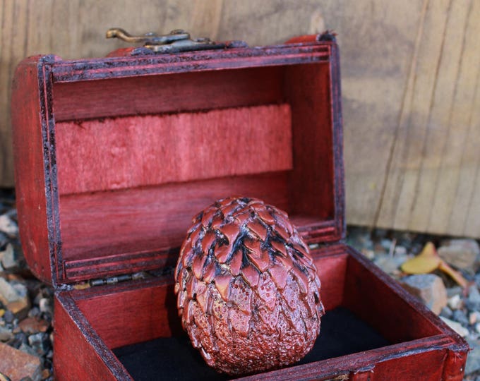 Game Of Thrones Mini Dragon Egg Replica with wooden box