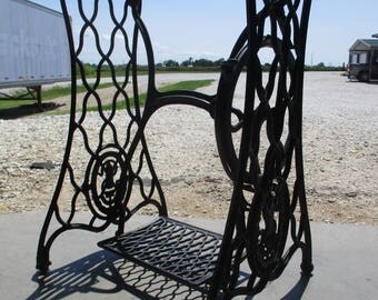 Treadle Sewing Machine Cast Iron Base Industrial Age Table Singer Steampunk kk