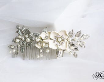 Wedding Hair Comb, Leaf hair comb, Silver Pearl Bridal Hairpiece, Bridal Hair Accessory, Flower Hair Piece, Wedding Headpiece, Bridal Comb.