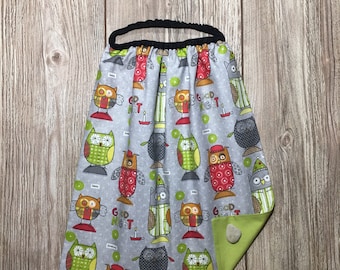 Towel, maxi bib for child to himself, theme little owls on gray background