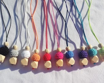 Facet Necklace: mixture of wood and crochet