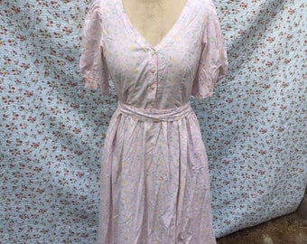 Pastelcoloured dress from the 80s by Laura Ashley