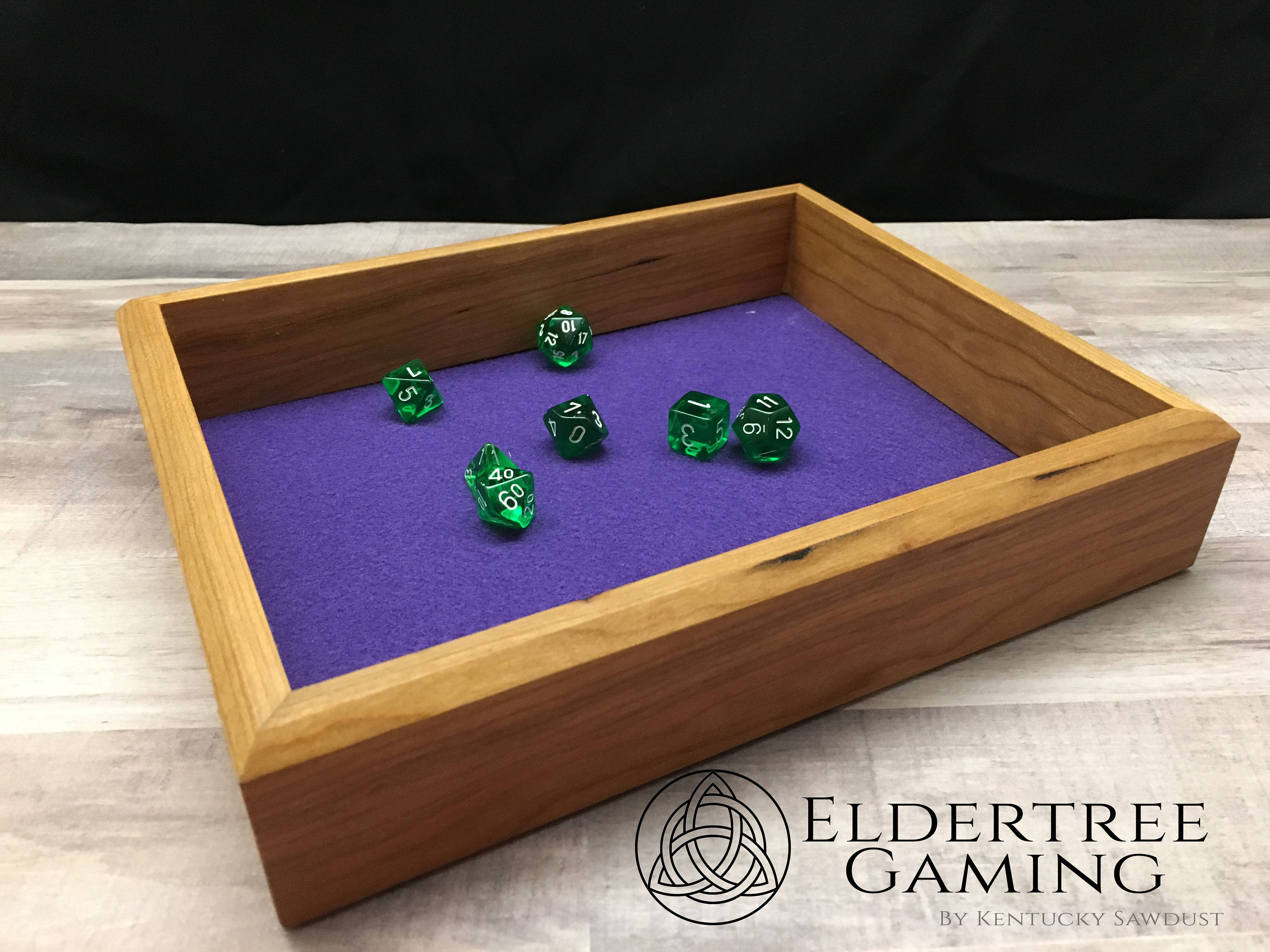 6 sided dice gaming table