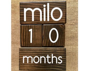 Baby Age Blocks / Pregnancy Countdown Blocks / Baby Countdown Blocks / Pregnancy Announcement / Nursery Decor / Baby Shower Gift