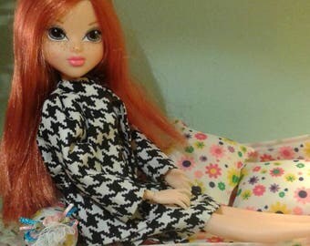 Hounds tooth jacket and skirt