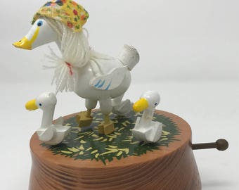 Vintage wooden duck musical box