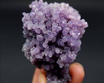 Extreme sparkle - 117g Grape Agate Botryoidal Chalcedony