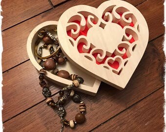 Wooden heart fretwork lid jewelry box