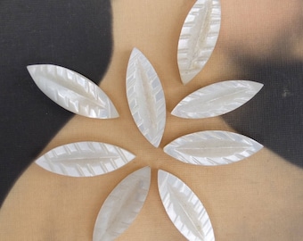 7 Vintage Mother of Pearl Leaves Cabochon Findings No Hole