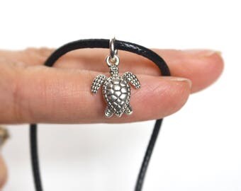 Turtle Choker, Tiny Turtle Necklace, Sea Turtle Jewelry, Sea Turtle, Beach Necklace, Ocean Lover Gift, Turtle Jewelry, Short Turtle Necklace