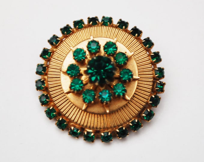 Coro Rhinestone Brooch - Green Glass - Gold round Disk - Atomic - mid Century pin