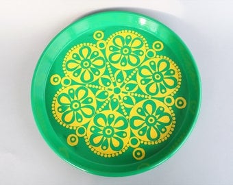 Retro tin serving tray green yellow seventies flower power English mid century modern party summer drinks