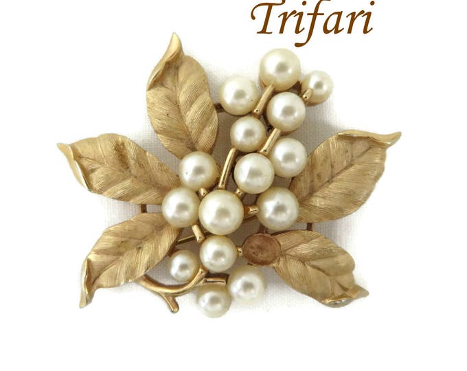 Trifari Faux Pearl Flower Brooch, Vintage Matte Gold Tone Signed Trifari Pin, Missing Pearl