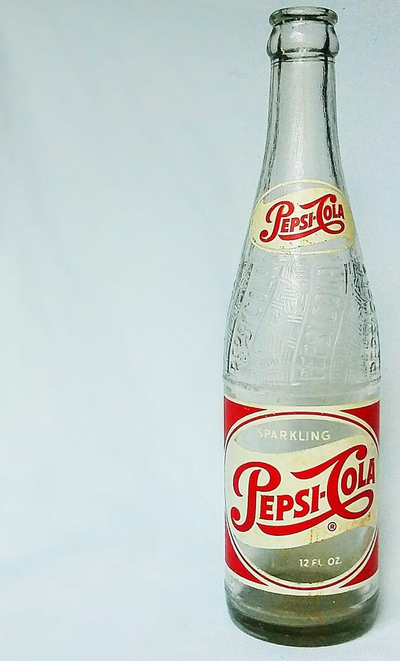 Vintage collectable sparkling pepsi-cola bottle