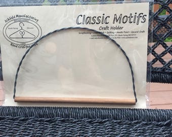 MINI QUILT HANGER - 8 inches (Dowel size) - Hand Crafted Wire Hanger - "Twisted"