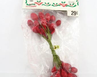 Vintage Berry Stamens Floral Picks Red Millinery Lacquered New in Package Taiwan