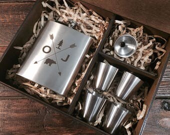 Groomsmen flask, groomsmen gift, personalized gifts for men, camping gift, hip flask, personalized flask, engraved flask, gift set, 7 oz