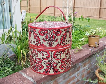 Vintage Red Wig Box With Handle Red Hat Box Wig Case Wig Carrier Mod Wig Box Mod Hat Box Red Luggage Red Suitcase Red Doll Case Salon Decor