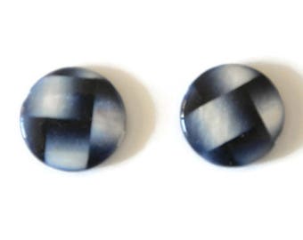 2 Pearly blue and white 20mm round beads