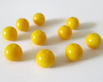 10 yellow painted glass 8mm beads