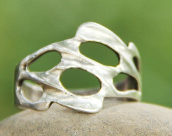 Silver Ring Vintage signet ring Girlfriend gift Engagement ring 925 Sterling Silver Jewelry Statement Ring Sterling Silver Ring Size 7