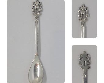 Tea spoon nice decorated with Dutch water carrier,souvenir spoon Holland