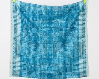 Nani Iro double gauze - BLUE ori-some kujakuao kokka japanese fabric - 50cm