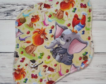 Mama Cloth Golden Age Books 9" Moderate Regular - Zorb Core - Cloth Menstrual Pad - Washable Reusable Cloth Pad - BackStitch Fabrics