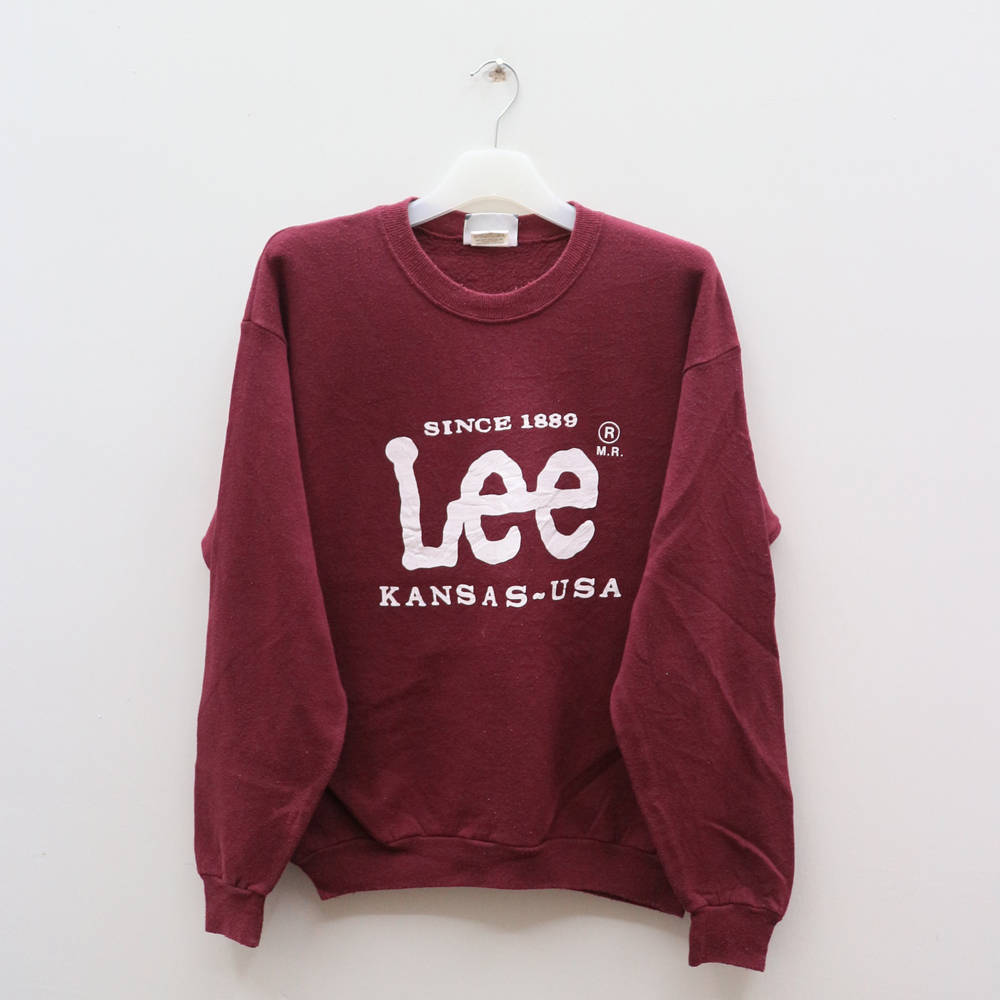 Vintage LEE KansaiUSA Since 1889 Big Logo Red Sweater