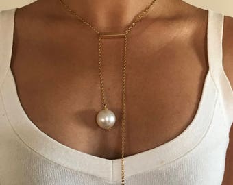 Chain and Pearl Necklace
