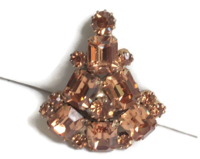 Golden Brown Topaz Rhinestone Brooch Fan Shaped Triangular Prong Set Stones Vintage