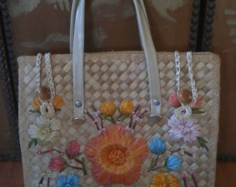70s woven raffia flower bag