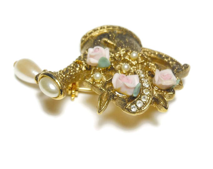 1928 watering can brooch,pink ceramic roses, gold can, rhinestone handle and small faux pearl water drops, floral pin, great detail