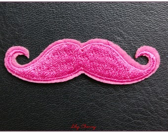 Embroidered patch fusible mustache pink x 1