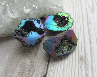 Titanium Mini Aura Druzy Quartz Geode, Rainbow Finish, Geode Crystal Gemstone